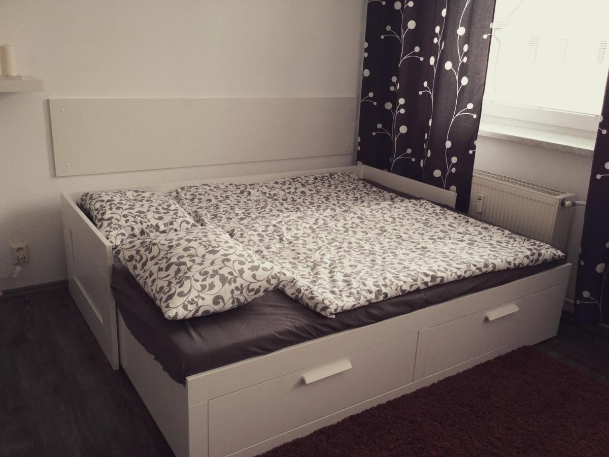 Apartman Pernink - Ubytovani V Srdci Krusnych Hor מראה חיצוני תמונה
